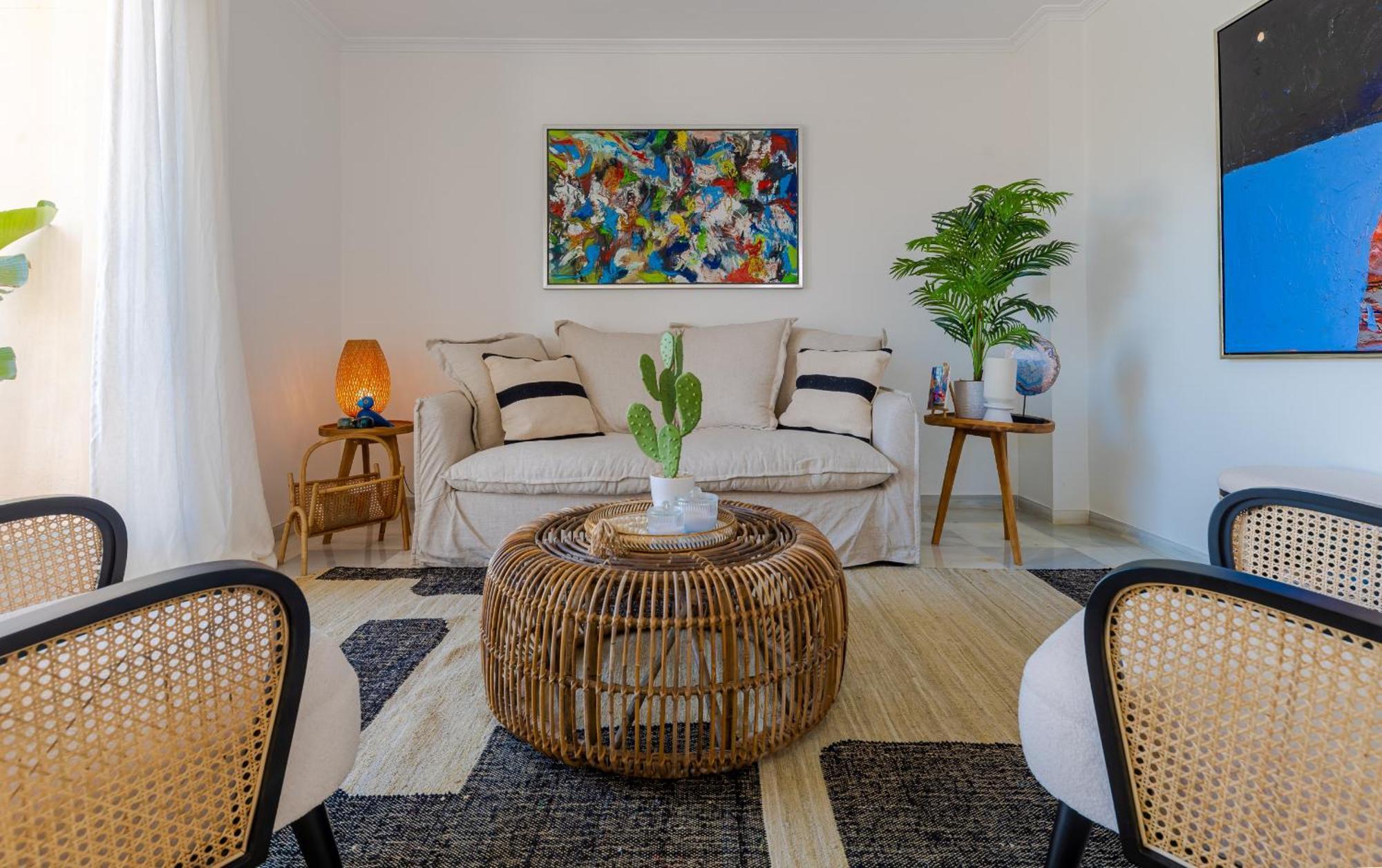 Modern Centre Apartment